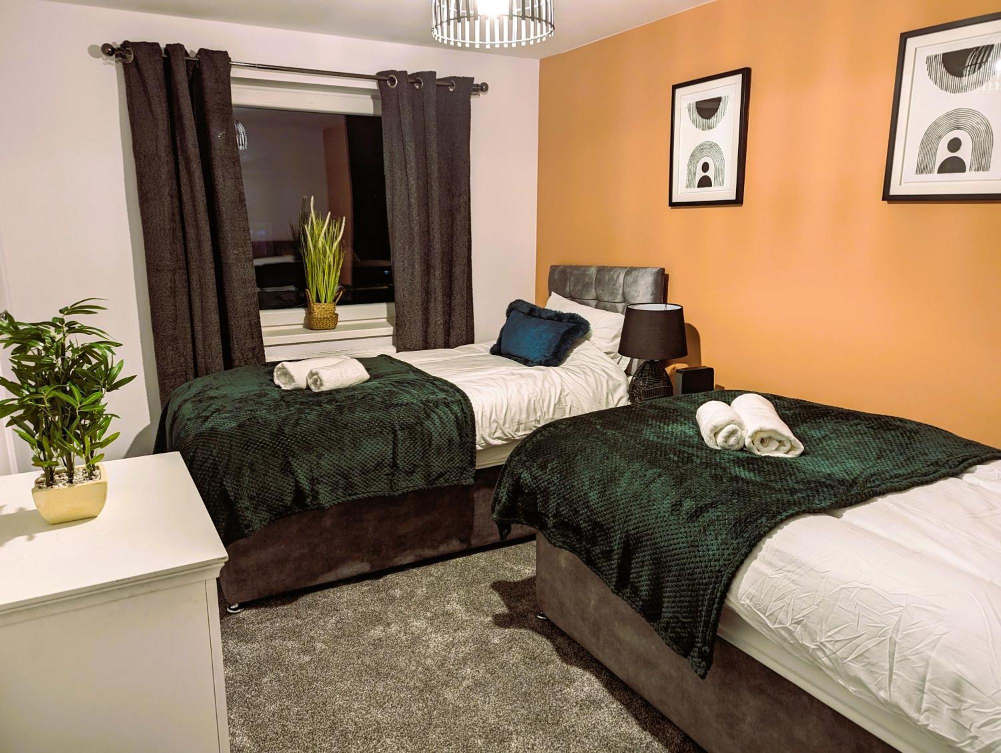 6 Guests * 4 Bedroom * Free Wi-Fi *Huntingdon Buitenkant foto